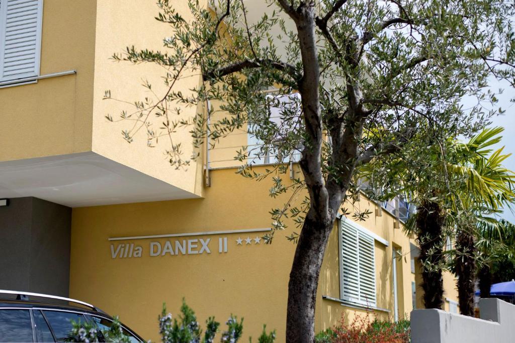 אומאג Villa Danex Superior מראה חיצוני תמונה
