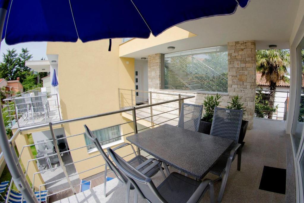 אומאג Villa Danex Superior מראה חיצוני תמונה